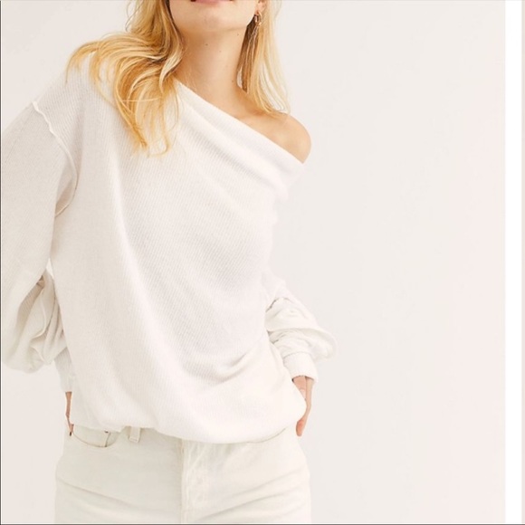 Free People Tops - Free People Oversized White Slouchy Long Sleeve Sm
